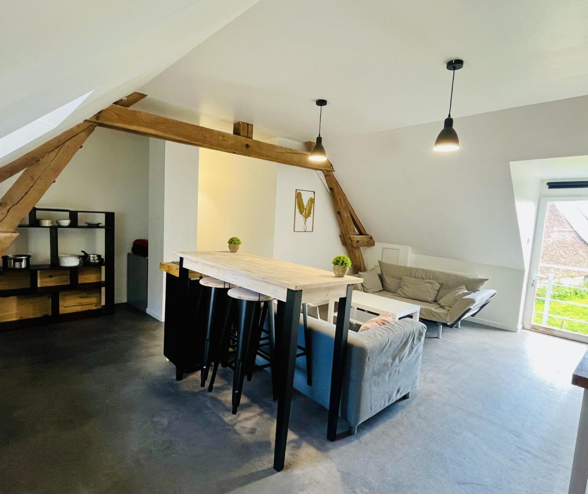 La Campagne Pres De La Apartment *